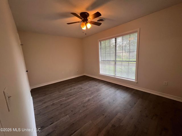 9 Treeway Drive, Brandon, MS 39042