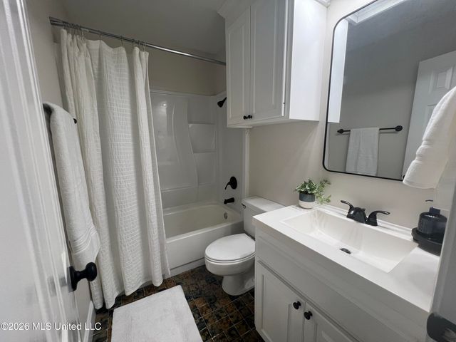 9 Treeway Drive, Brandon, MS 39042