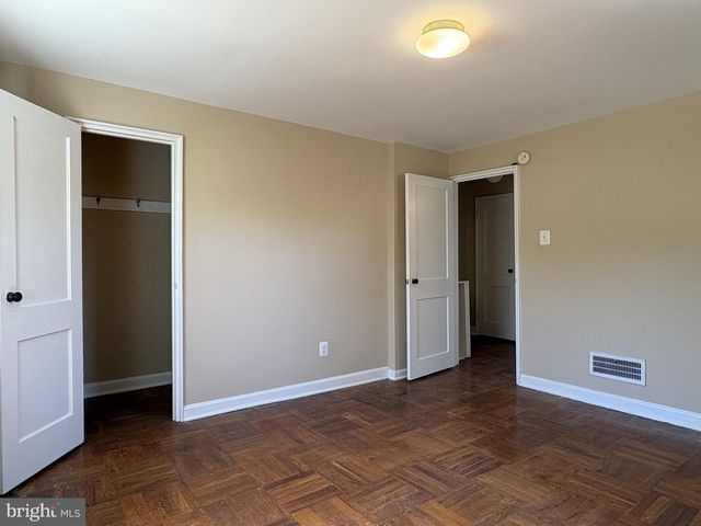 54 MADISON DR, Newark, DE 19711