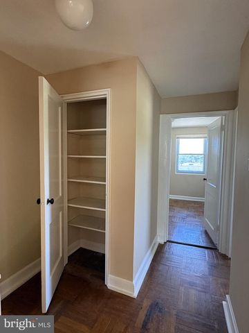 54 MADISON DR, Newark, DE 19711