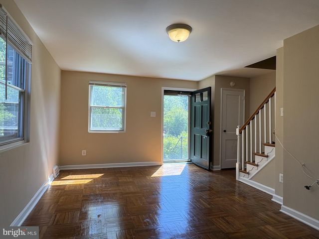 54 MADISON DR, Newark, DE 19711