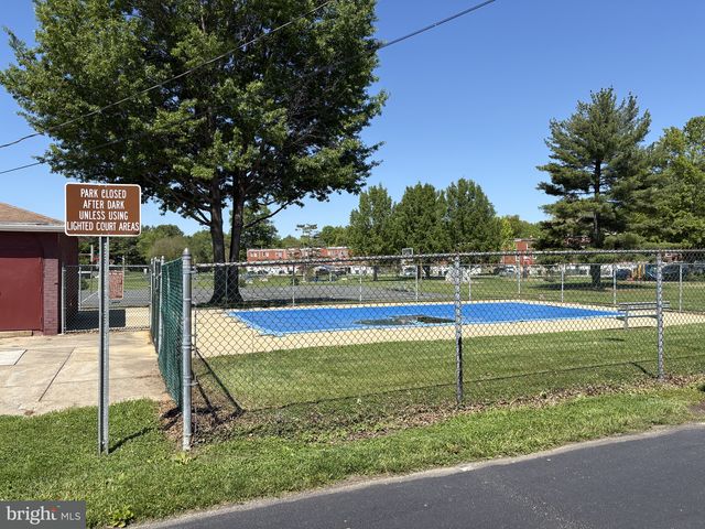 54 MADISON DR, Newark, DE 19711