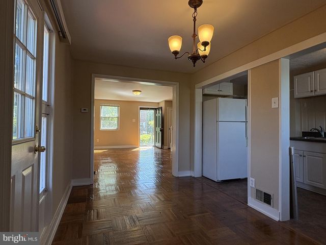 54 MADISON DR, Newark, DE 19711
