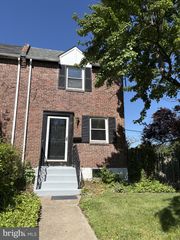 54 MADISON DR, Newark, DE 19711