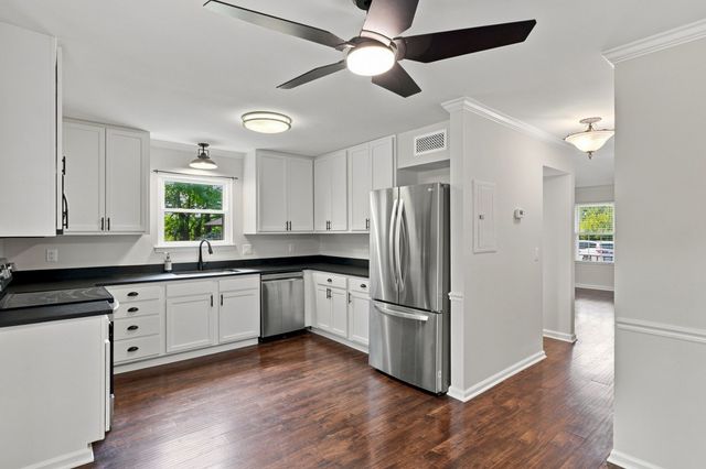 210 Yarmouth Ct, Franklin, TN 37064