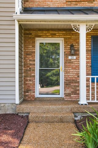 210 Yarmouth Ct, Franklin, TN 37064