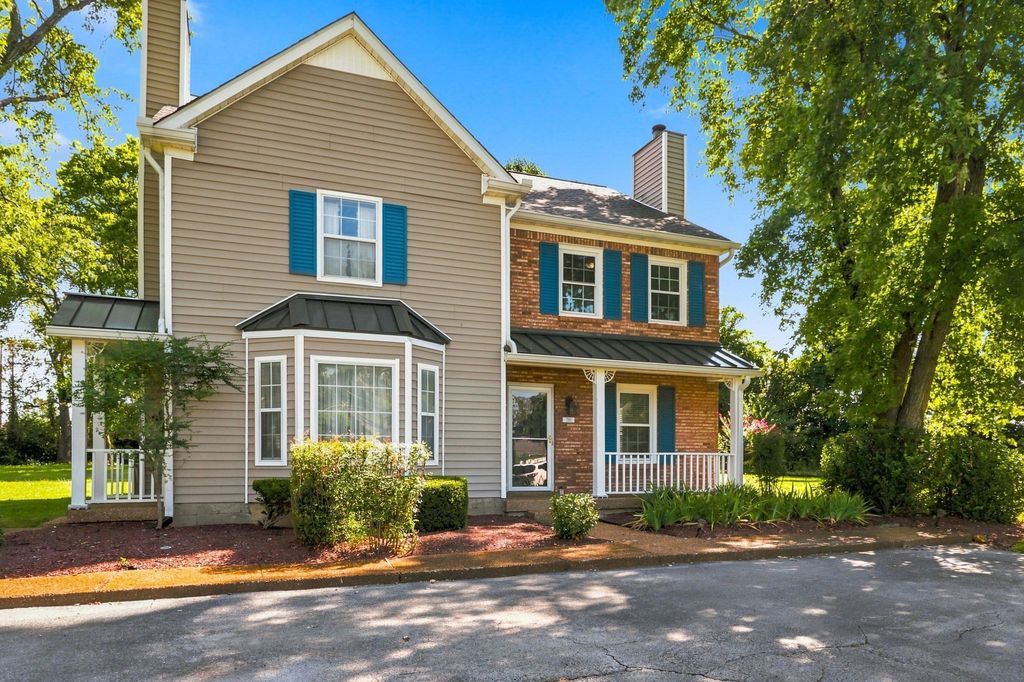 210 Yarmouth Ct, Franklin, TN 37064