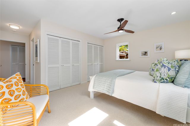 2956 Kaloaluiki Street A, Honolulu, HI 96822