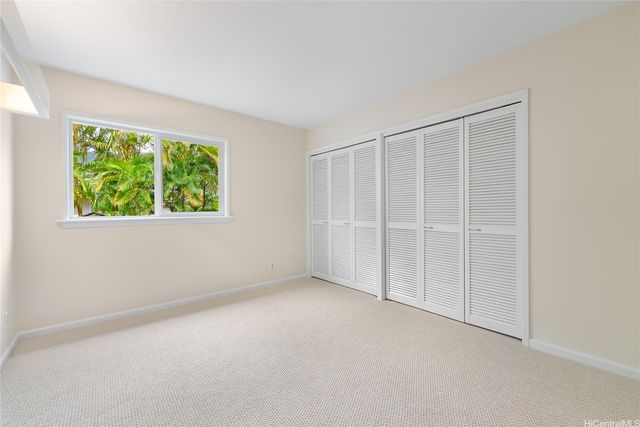 2956 Kaloaluiki Street A, Honolulu, HI 96822