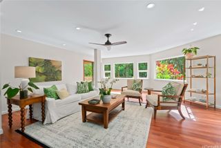 2956 Kaloaluiki Street A, Honolulu, HI 96822