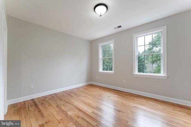 12197 WILD HORSE DR, Fairfax, VA 22033