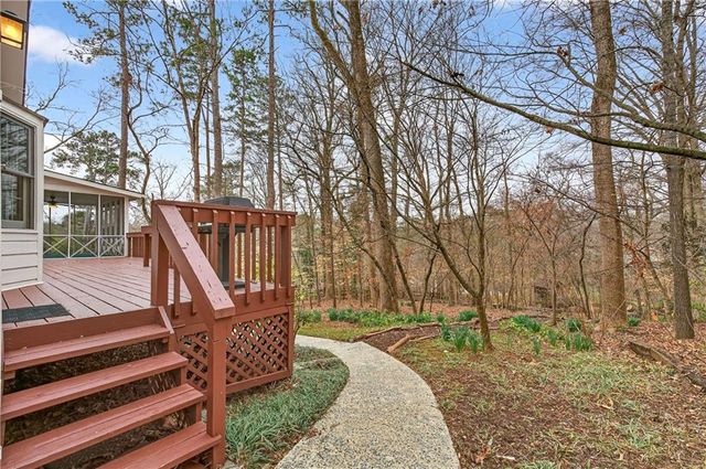 1663 Huntingford Drive, Marietta, GA 30068