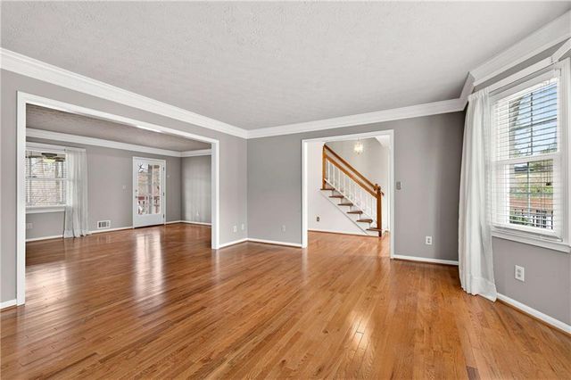 1663 Huntingford Drive, Marietta, GA 30068