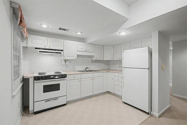 1663 Huntingford Drive, Marietta, GA 30068