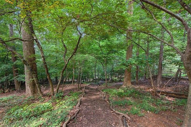 1663 Huntingford Drive, Marietta, GA 30068