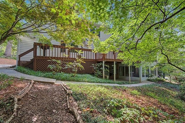 1663 Huntingford Drive, Marietta, GA 30068