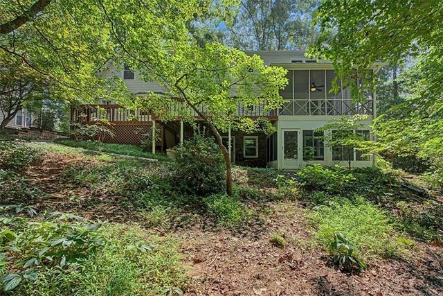 1663 Huntingford Drive, Marietta, GA 30068