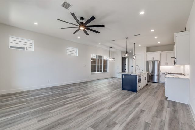 7805 Denton Drive, Dallas, TX 75235