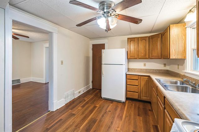 952 W 25TH Street, Erie, PA 16502