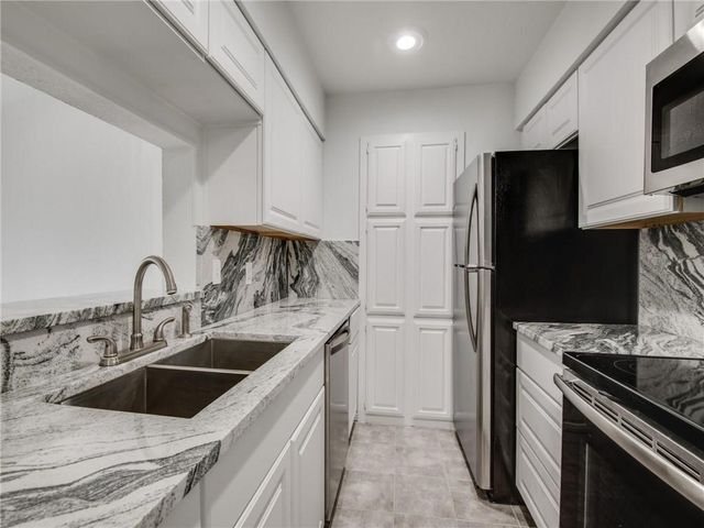 1200 Calico Lane 821, Arlington, TX 76011