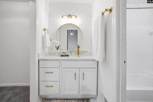 212 Deer Ridge Drive, Hopkins, SC 29061