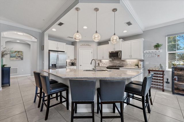 7564 DIVOT LOOP, Bradenton, FL 34202