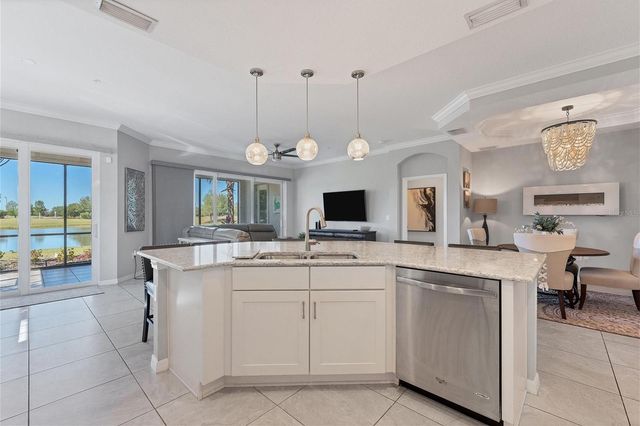 7564 DIVOT LOOP, Bradenton, FL 34202