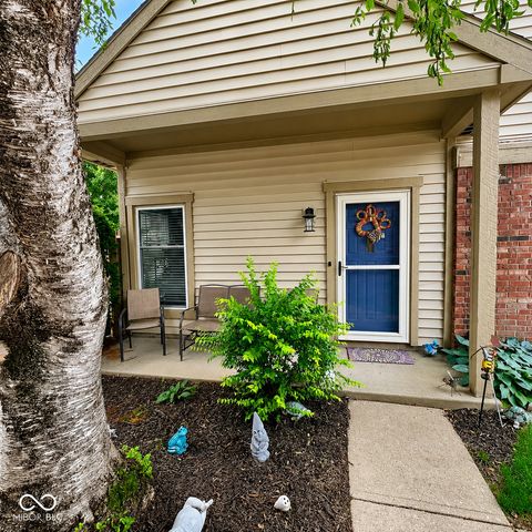 3039 Bayberry Court W, Carmel, IN 46033