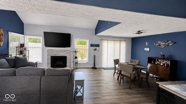 3039 Bayberry Court W, Carmel, IN 46033