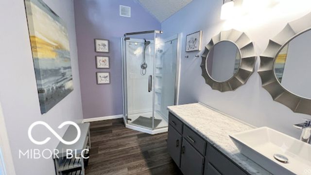 3039 Bayberry Court W, Carmel, IN 46033