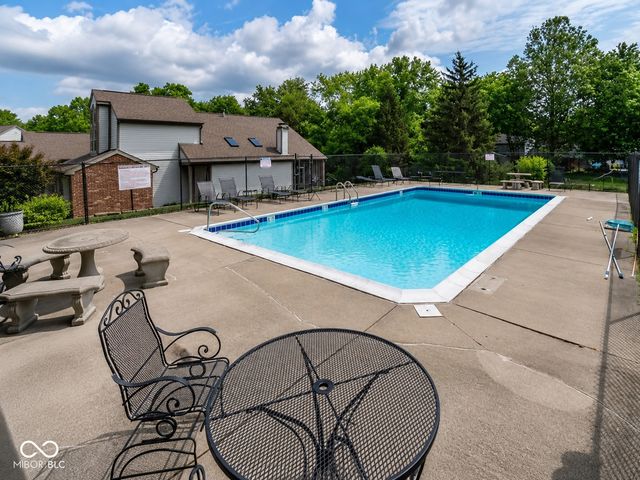 3039 Bayberry Court W, Carmel, IN 46033