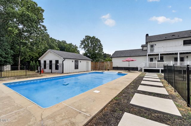 3908 Inland Court, Raleigh, NC 27606