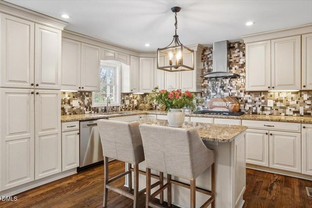 808 Christopher Road, Chapel Hill, NC 27514