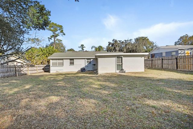 131 LUCERNE DRIVE, Debary, FL 32713