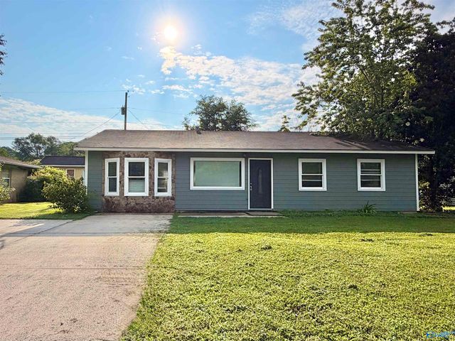 2110 Fernbrook Drive, Huntsville, AL 35811