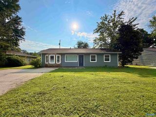 2110 Fernbrook Drive, Huntsville, AL 35811