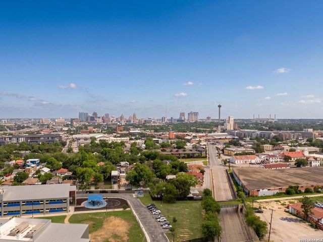 239 FORREST AVE, San Antonio, TX 78204