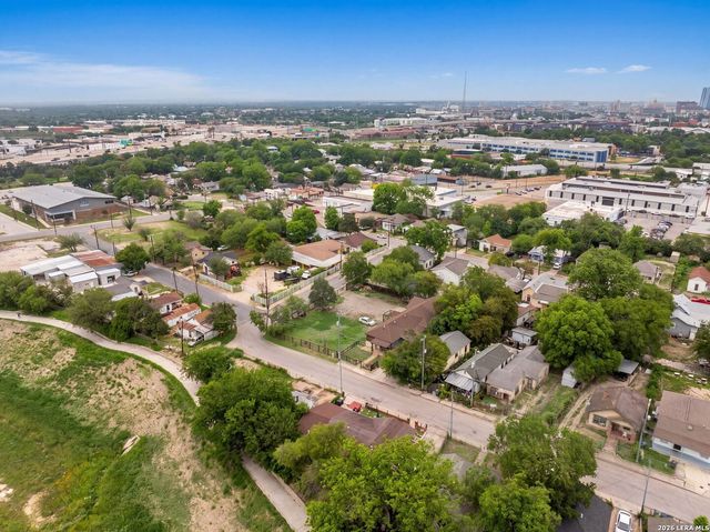 239 FORREST AVE, San Antonio, TX 78204