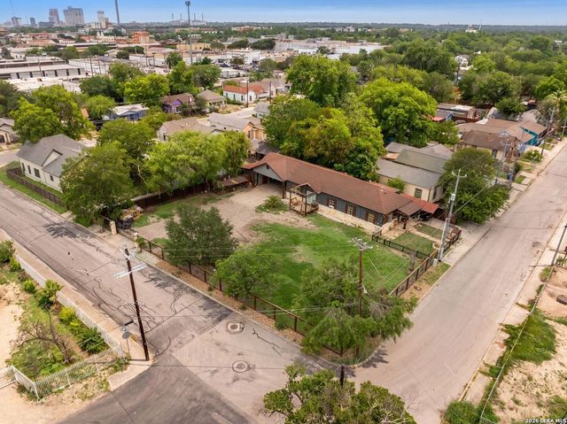 239 FORREST AVE, San Antonio, TX 78204
