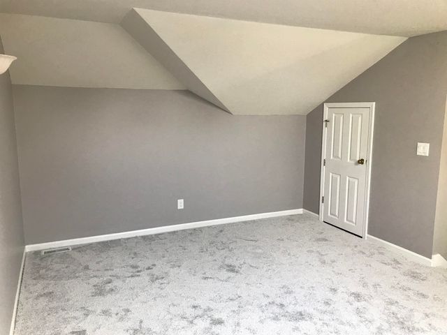 5007 W Quail Ridge Drive, Muncie, IN 47304