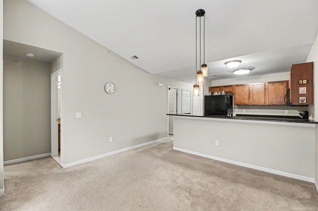 234 N Wixom Road, Wixom, MI 48393