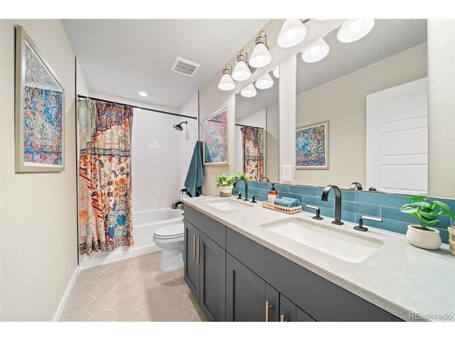 4597 N Sicily Ct, Aurora, CO 80019