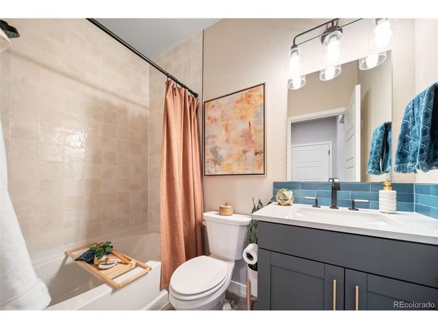 4597 N Sicily Ct, Aurora, CO 80019