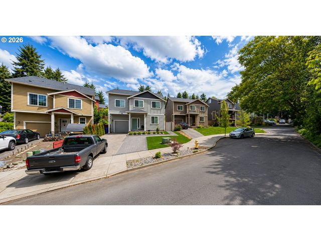 14103 Se Harold St, Portland, OR 97236