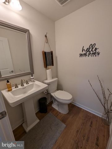 1911 BOULDER DR, Downingtown, PA 19335