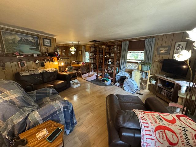 6350 E Cadillac Road, Falmouth, MI 49632