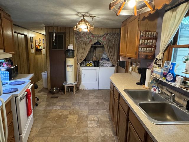 6350 E Cadillac Road, Falmouth, MI 49632