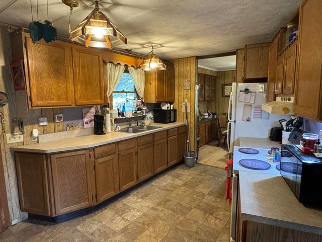 6350 E Cadillac Road, Falmouth, MI 49632