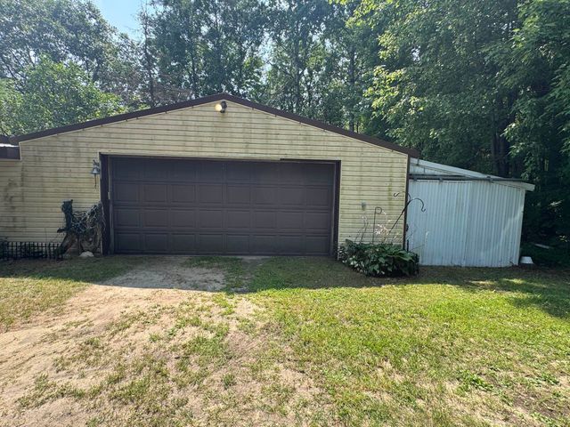 6350 E Cadillac Road, Falmouth, MI 49632