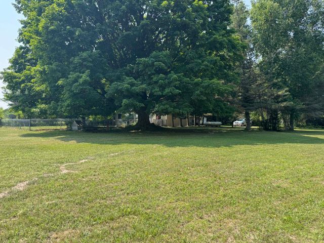 6350 E Cadillac Road, Falmouth, MI 49632